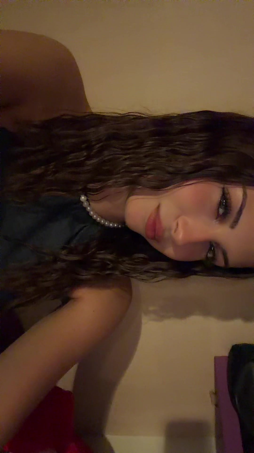 @vicky