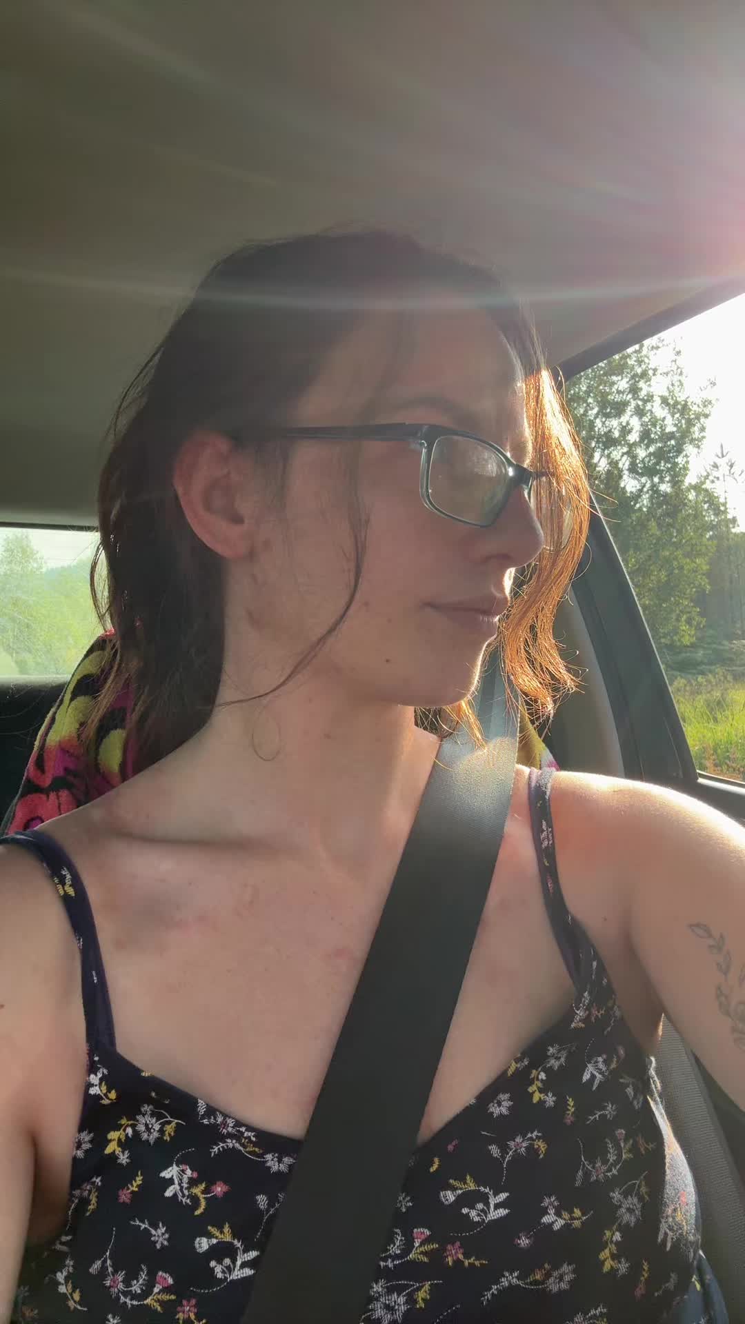 @AngelaFaux