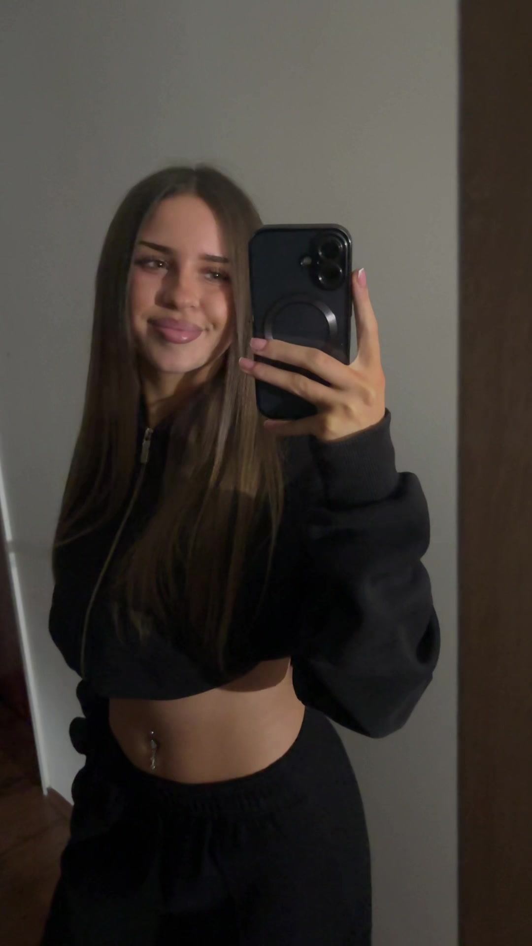 @ₙᵢ𝓬ₒₗₐ