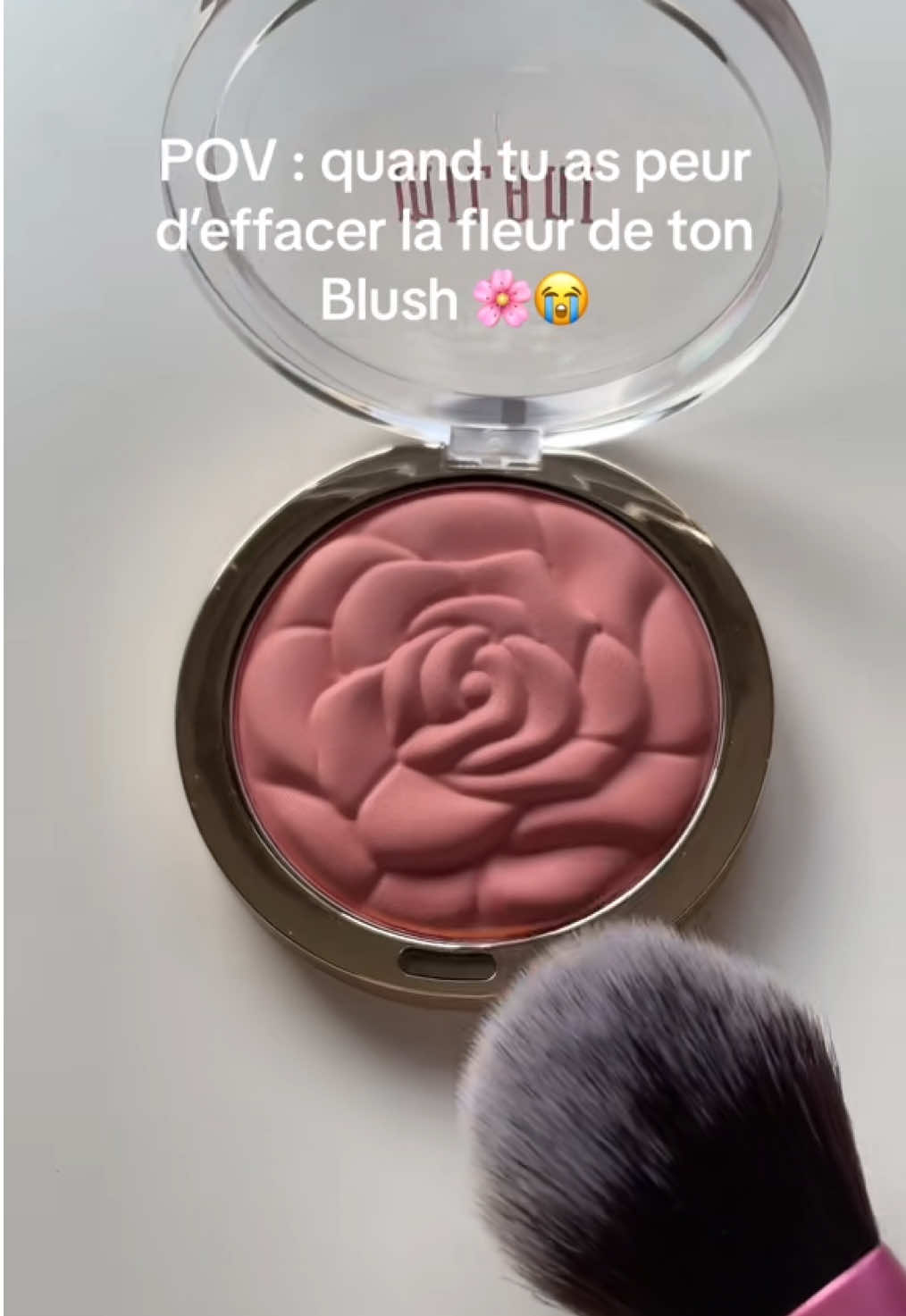 @ALICE LOREN 🎀