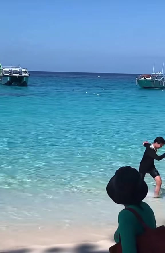 @nongwesleyaunty🎸🦈🥚