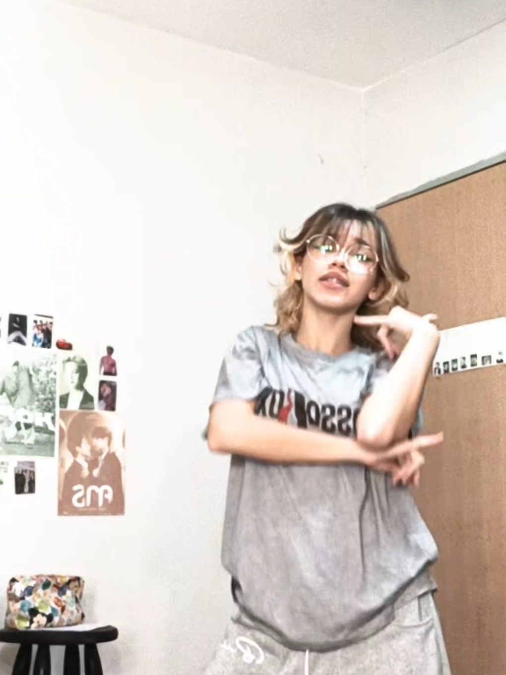 @Jyzi
