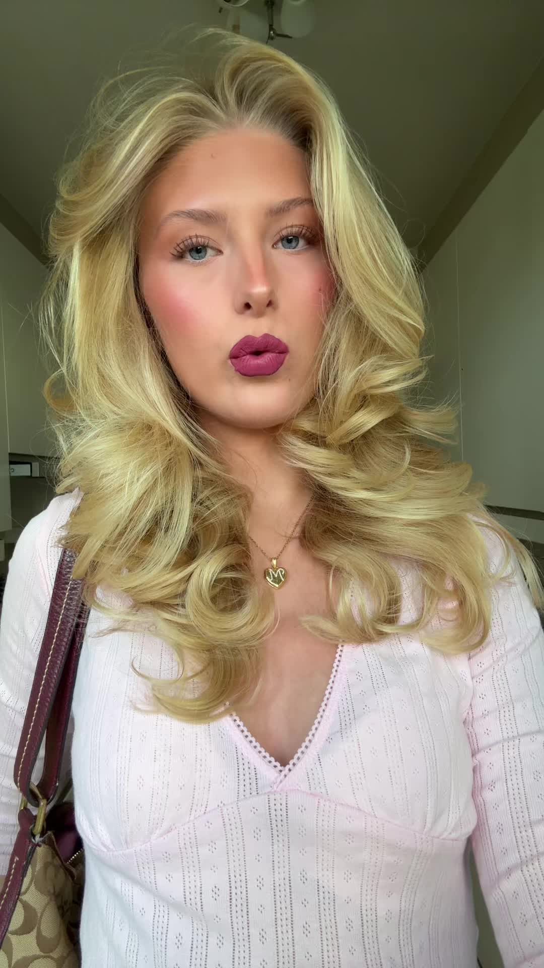 @JULIE FIALA;)