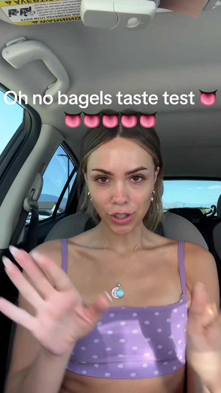 @EllieDickson