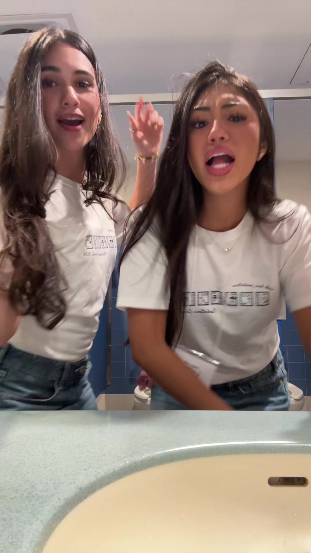 @lanigirl