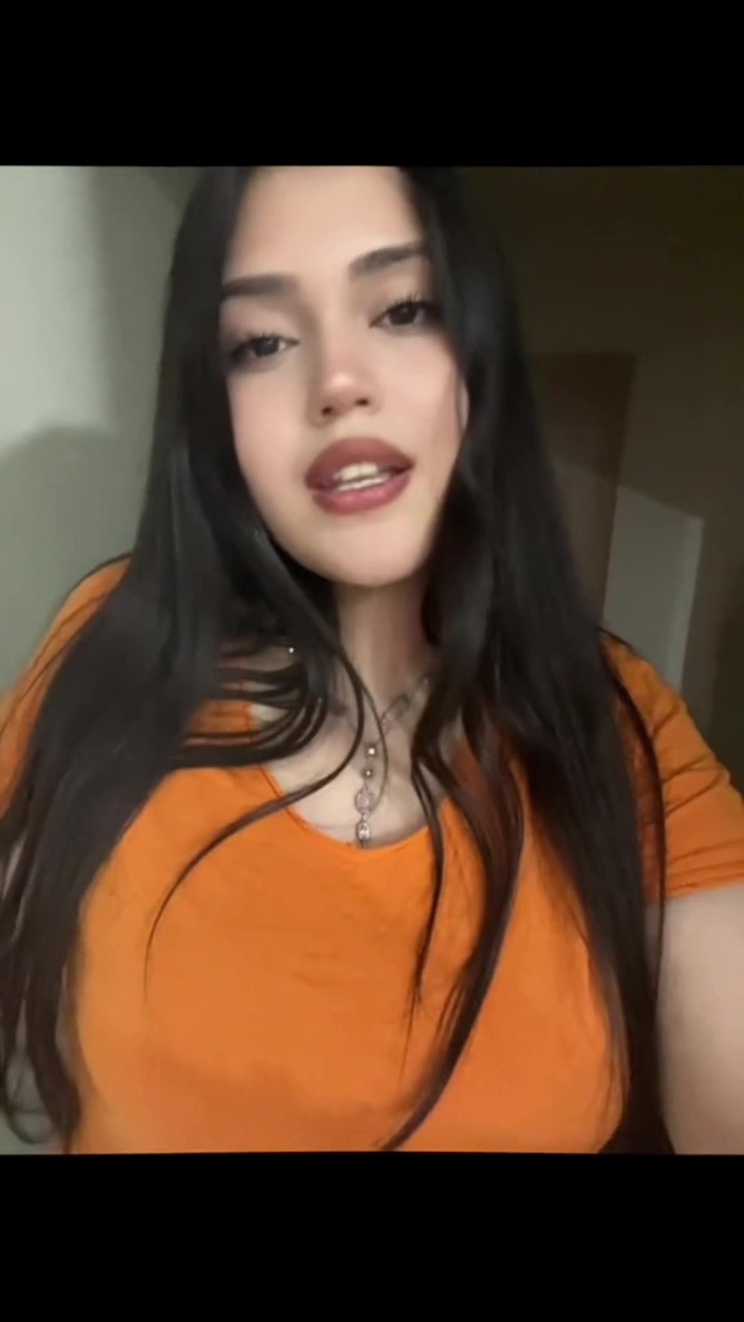 @𝐡𝐚𝐯𝐢𝐧