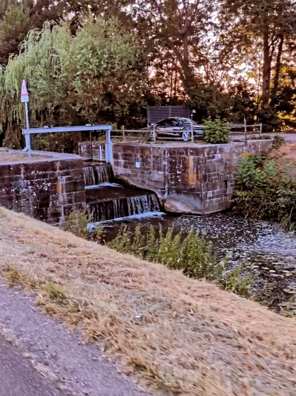 @𝙄𝙧𝙛𝙖𝙣 𝙆𝙝𝙖𝙣
