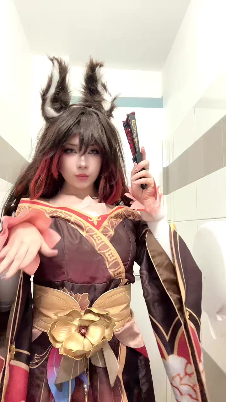 @mikomii.cos