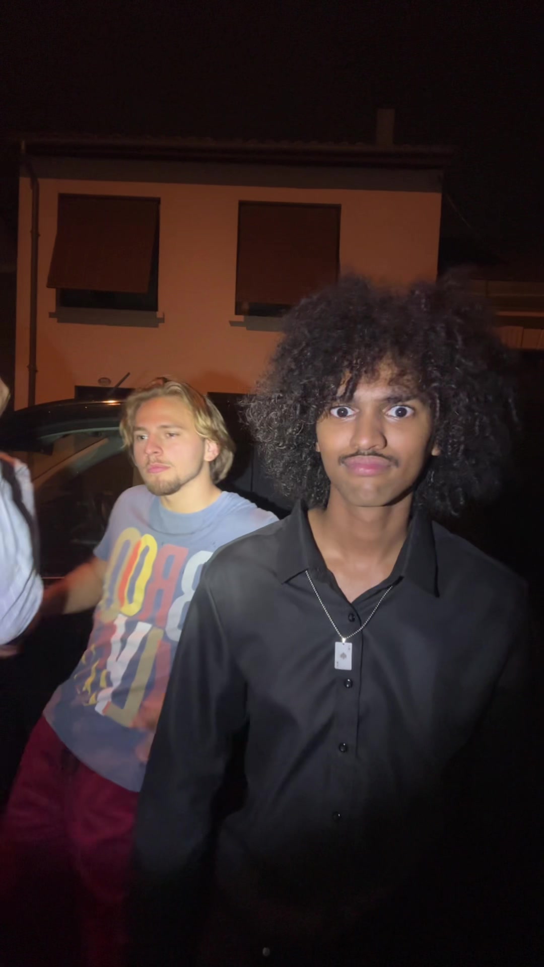 @curlyfreak