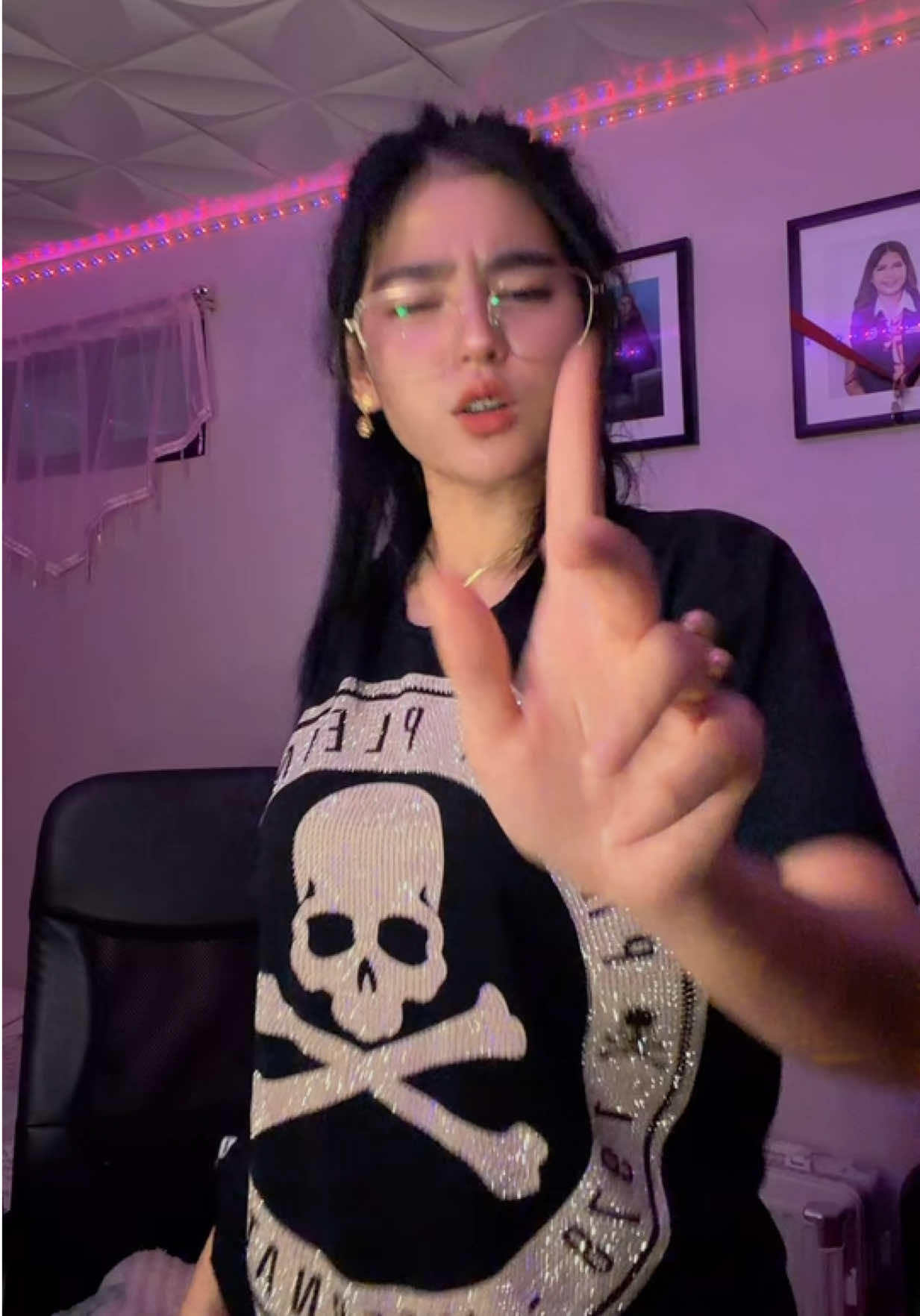 @️