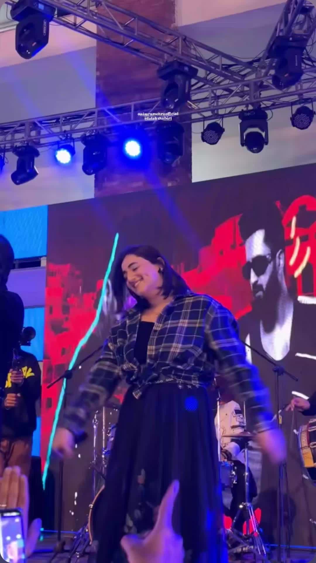 @Zahraofficial ❤️