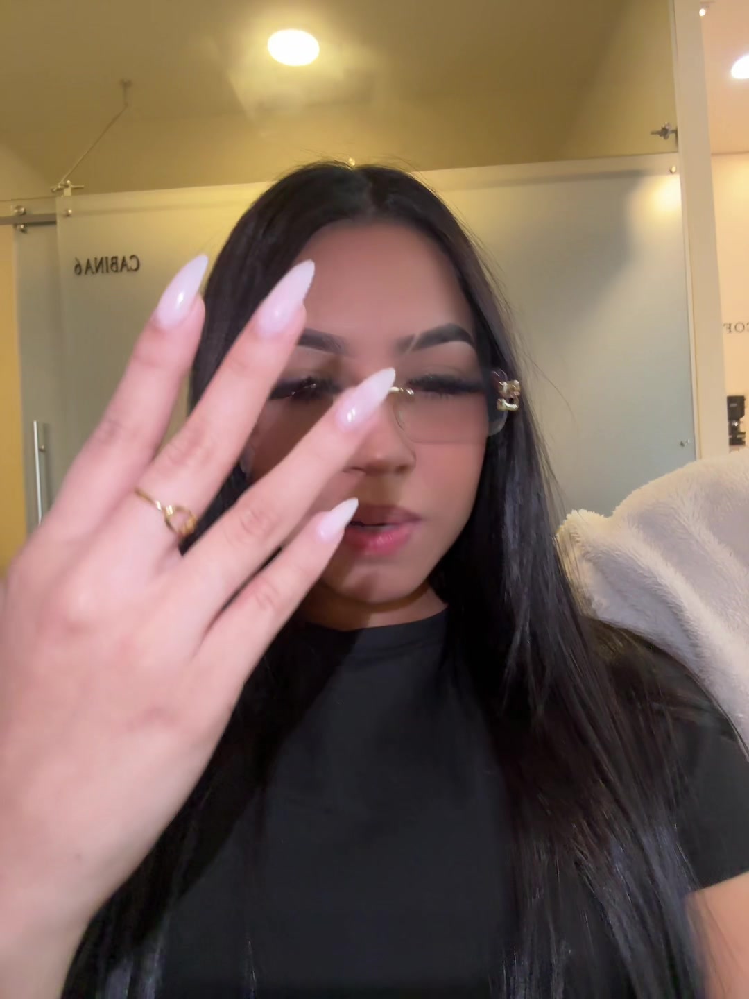 @๐-โ๐ธโ๐๐๐ผ๐ค๐ป๐น
