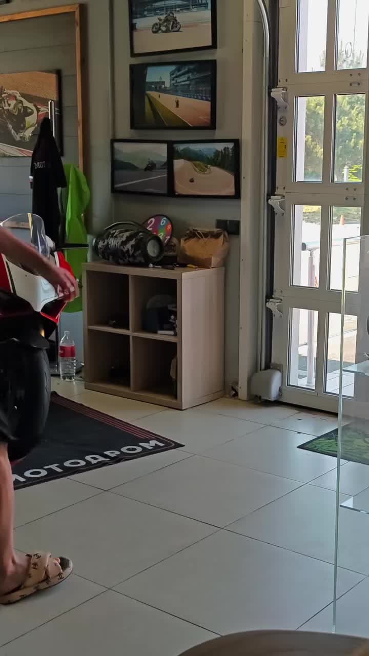 @Yannis.biker