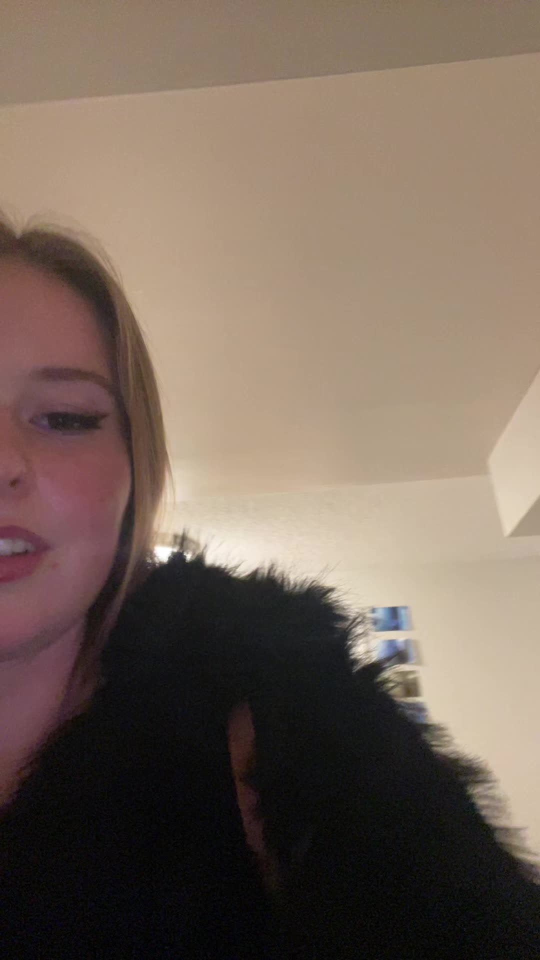 @Elise
