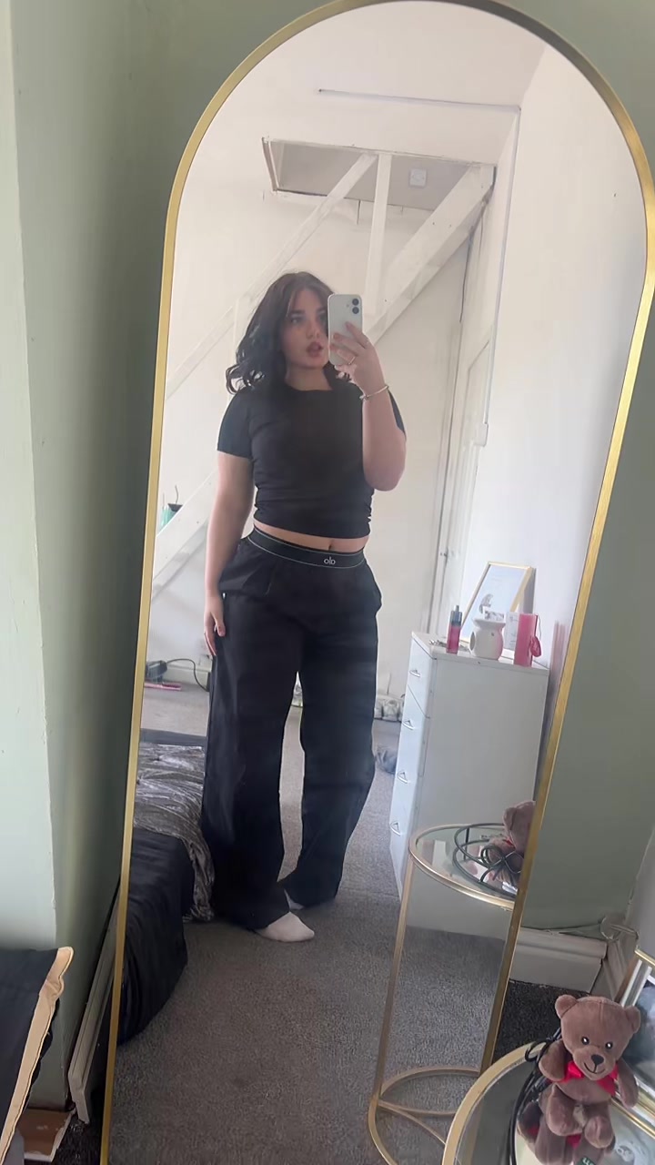 @𝐿𝑒𝓍𝒾𝒷𝒶𝓇𝓉𝑜𝓃𝒷𝒶𝓉𝑒𝓈
