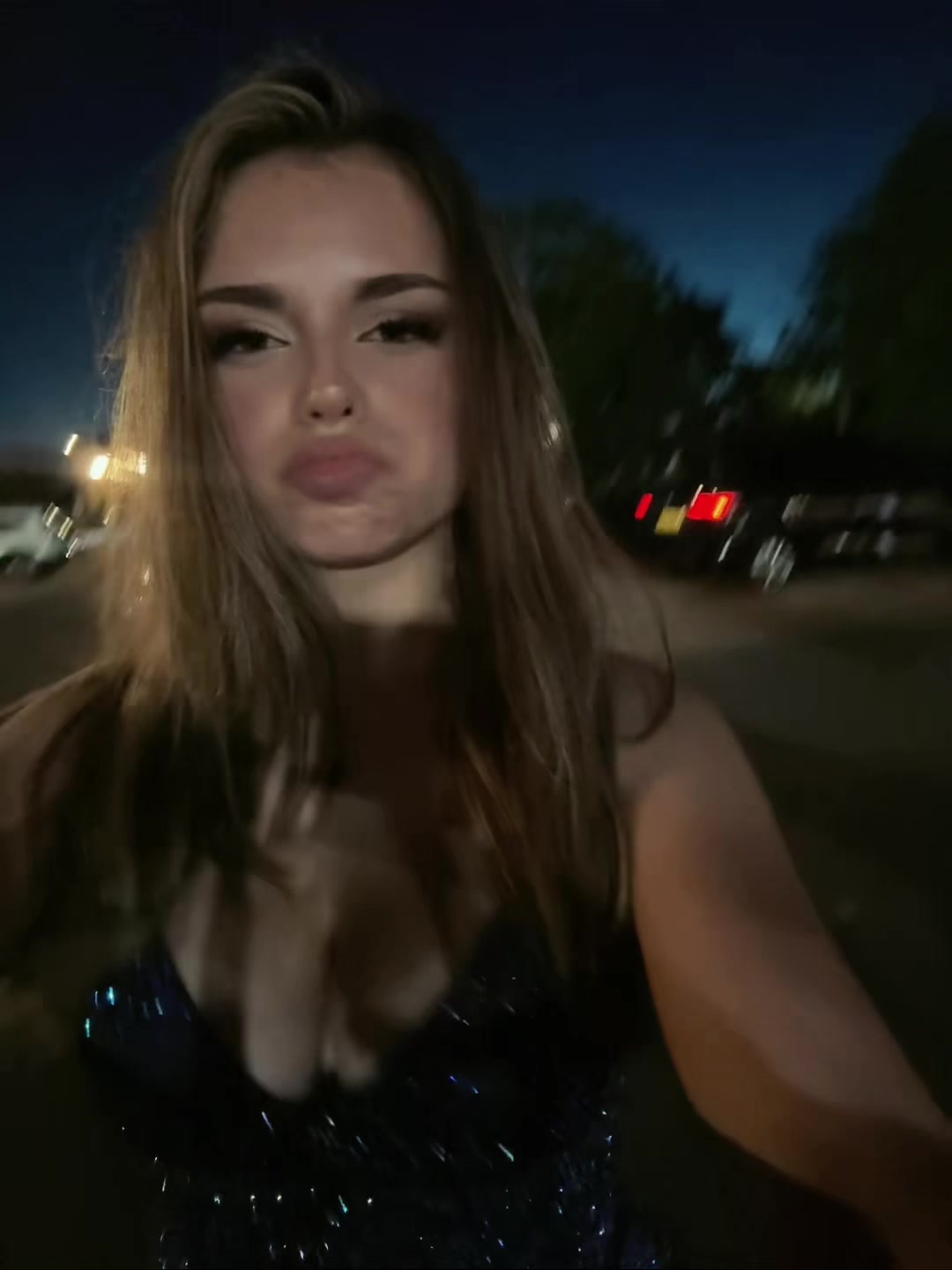 @👸🏽