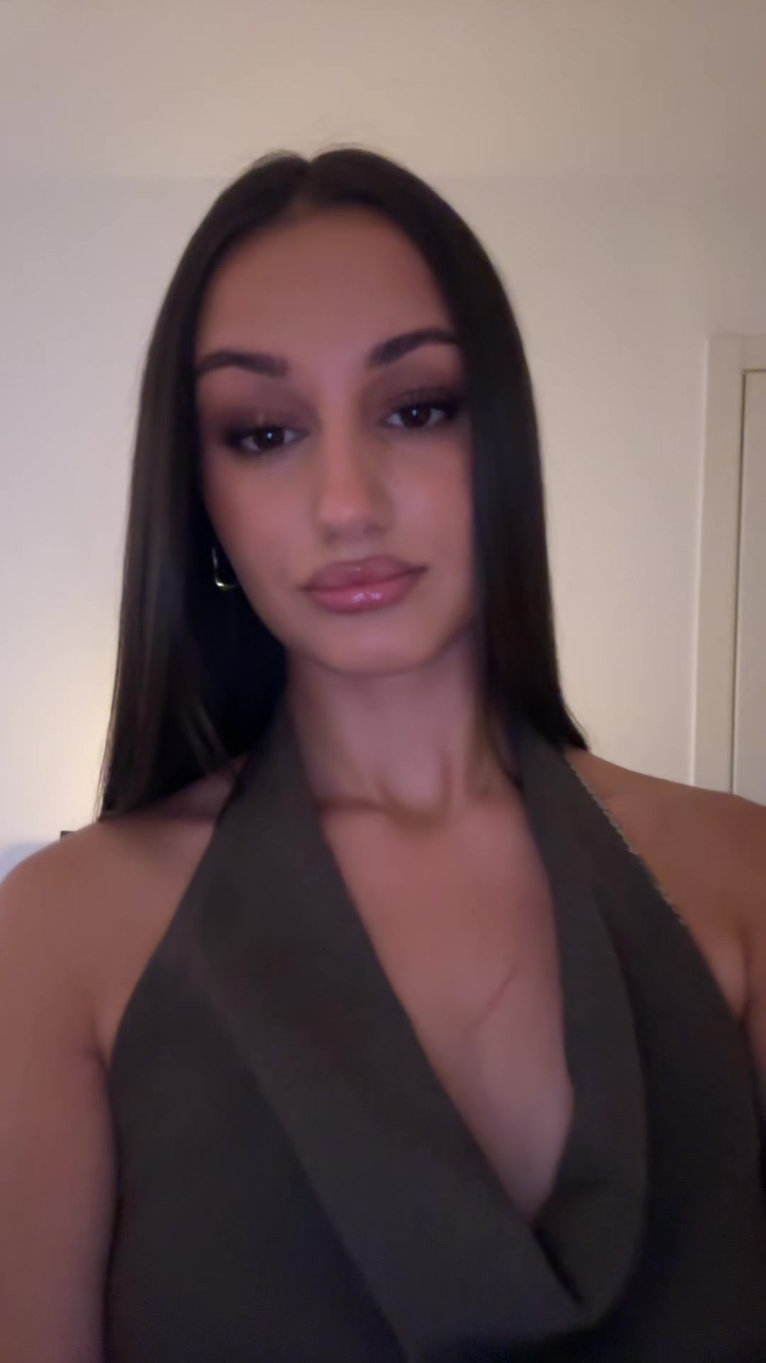 @<3