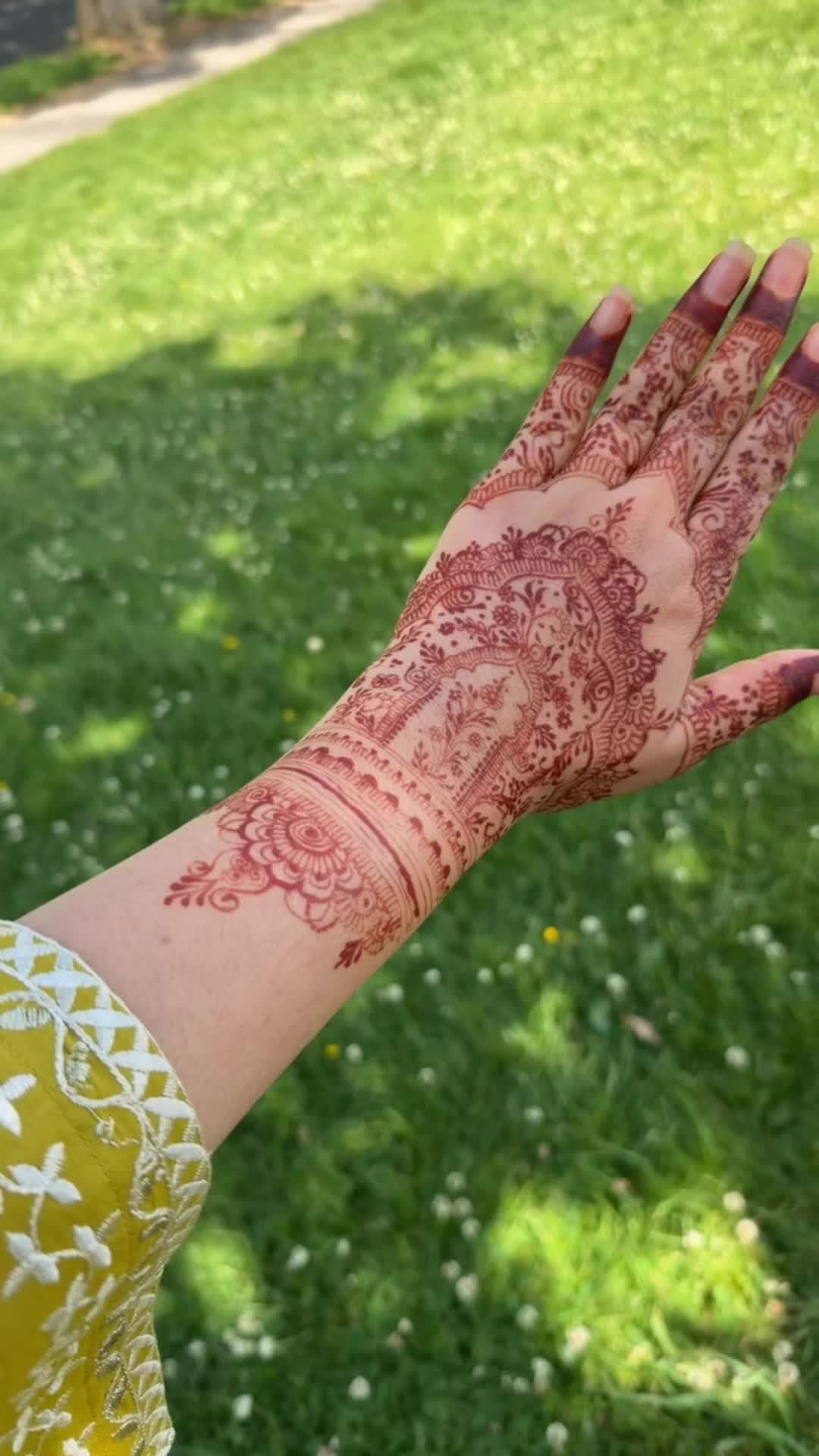 @Henna artist
