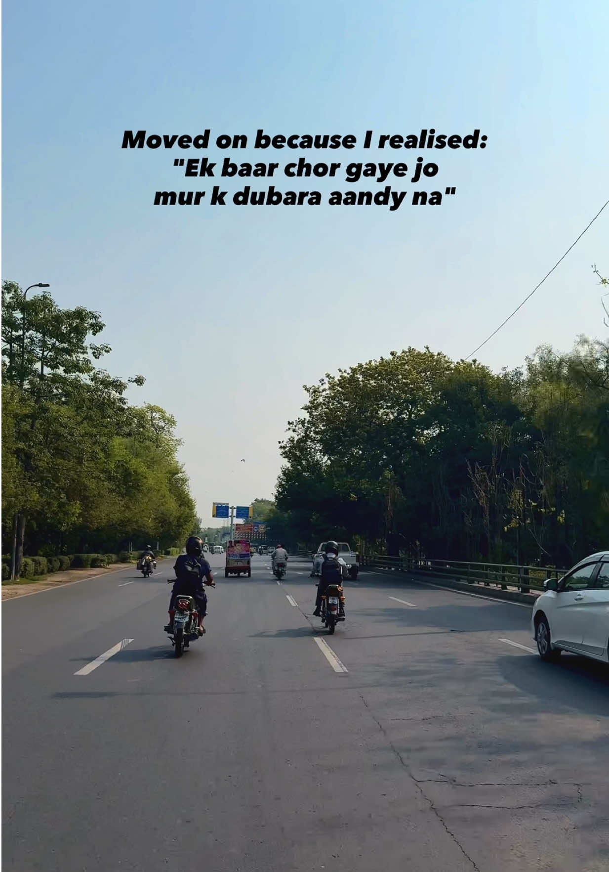 @𝙎 𝘼 𝙍 𝘼 𝙃 🚩
