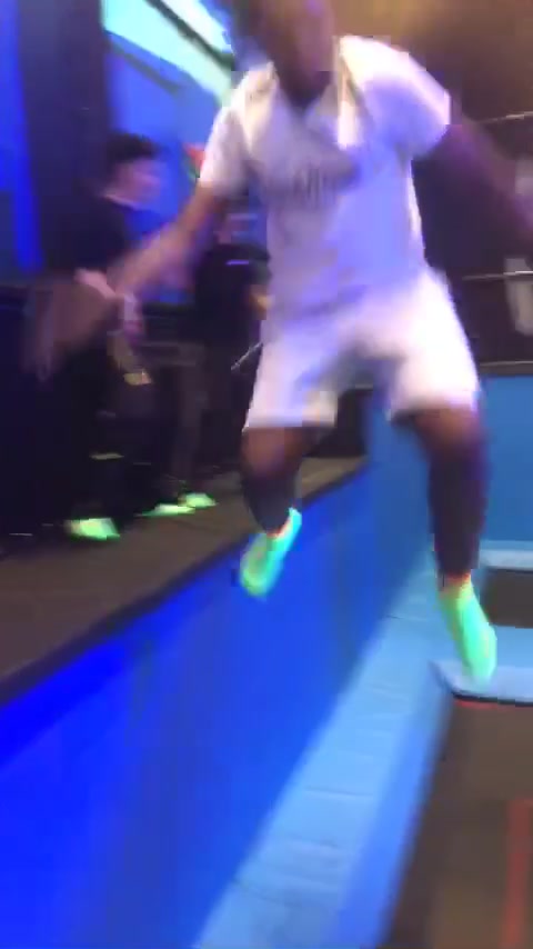 @AD
