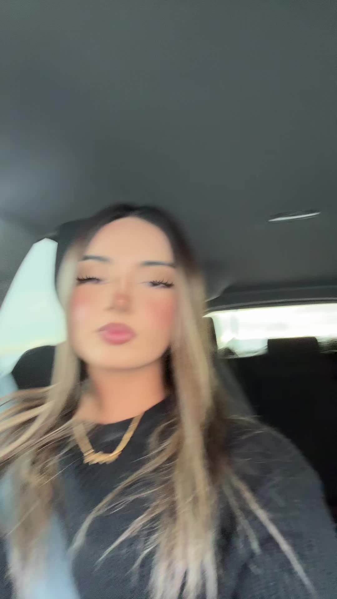 @𝓜𝓪𝓷𝓾