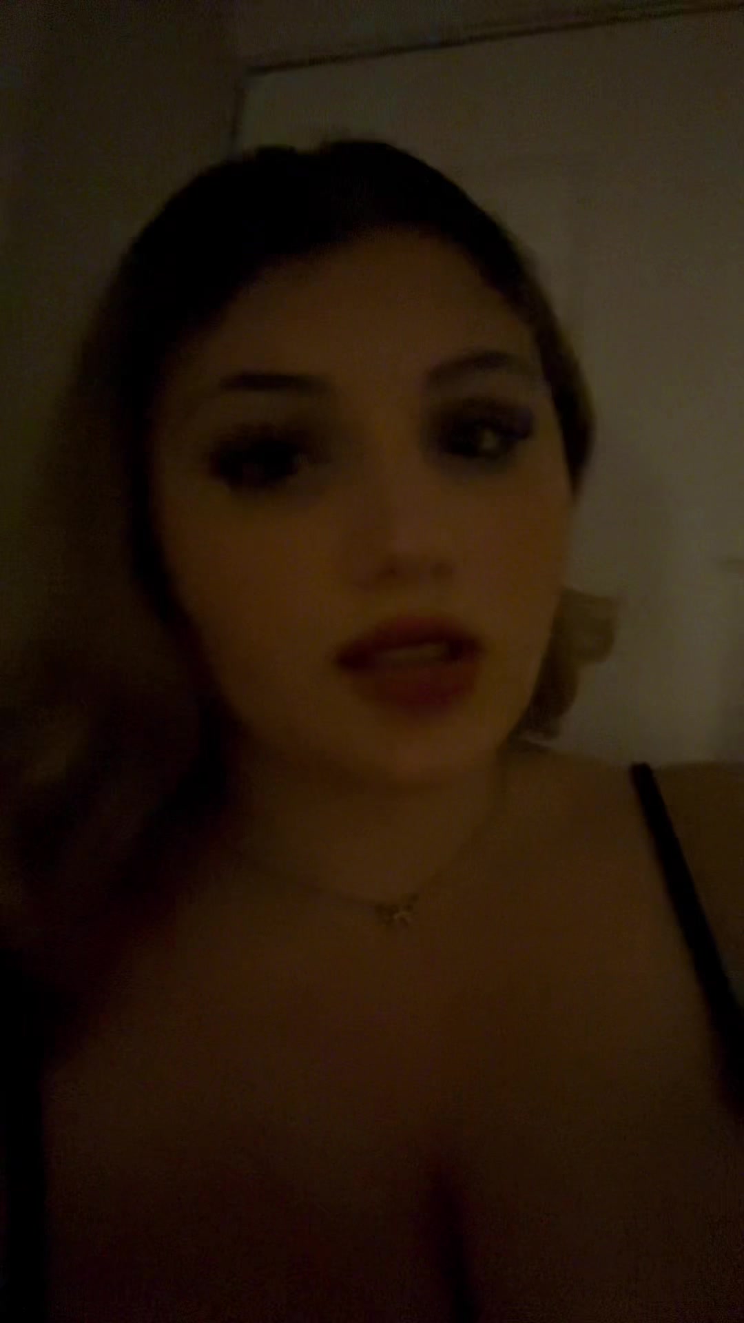 @mia holt