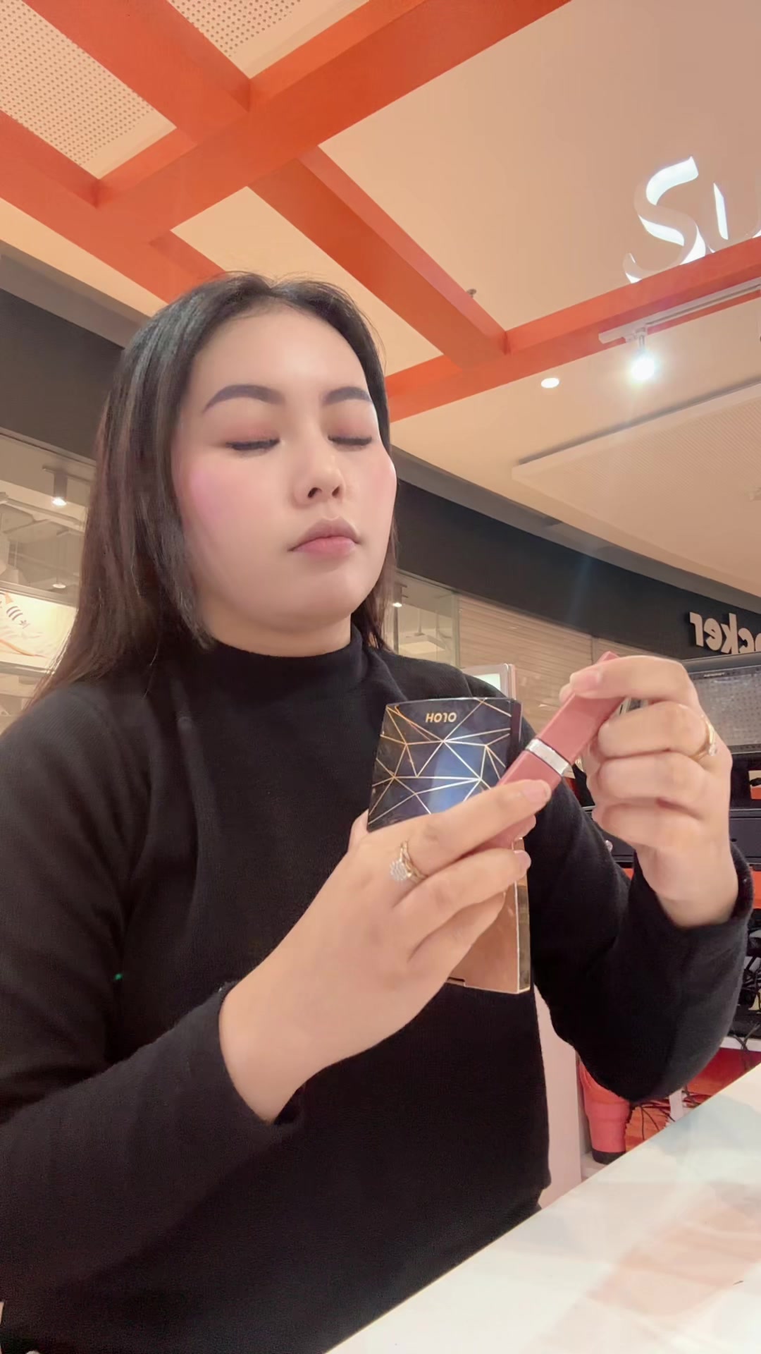 @tharymalikha