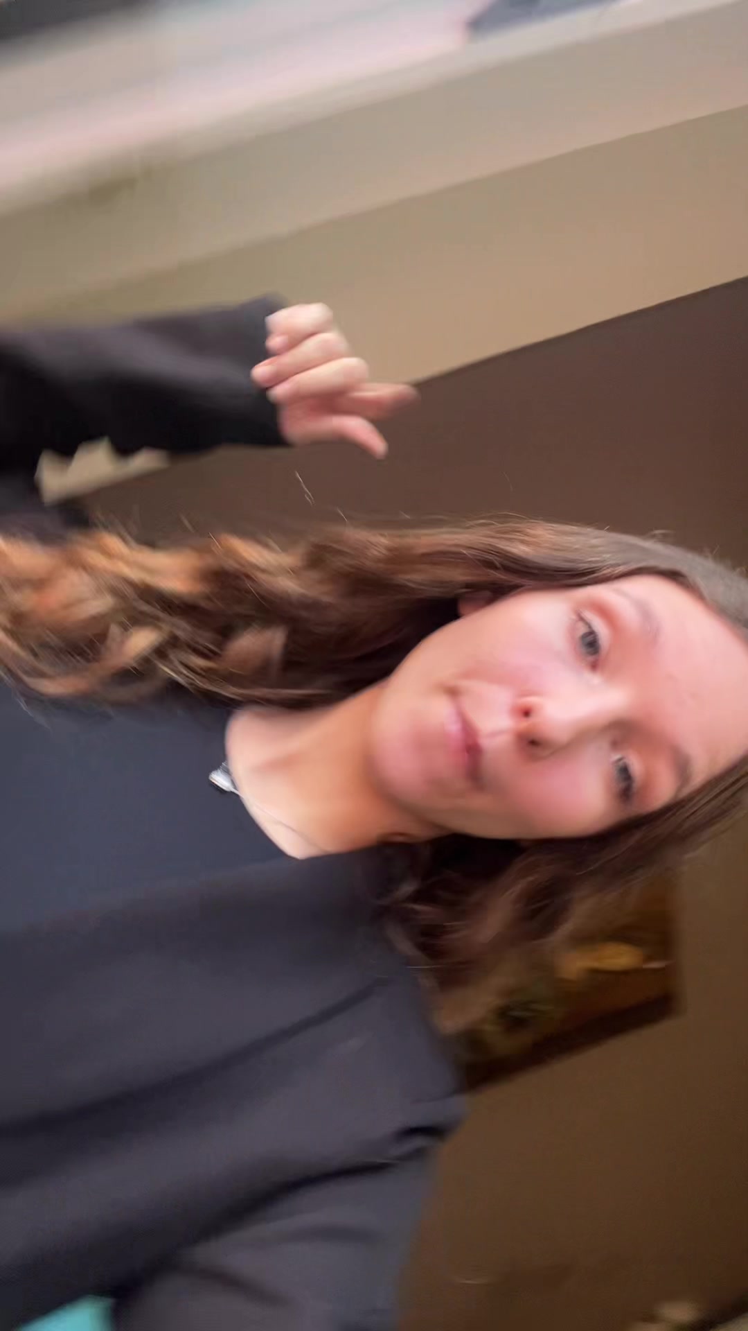 @moni