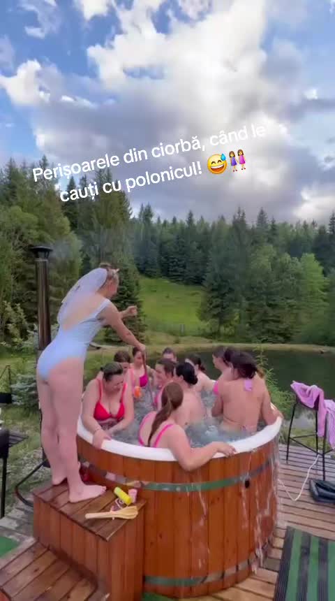 @Alexandra Răescu