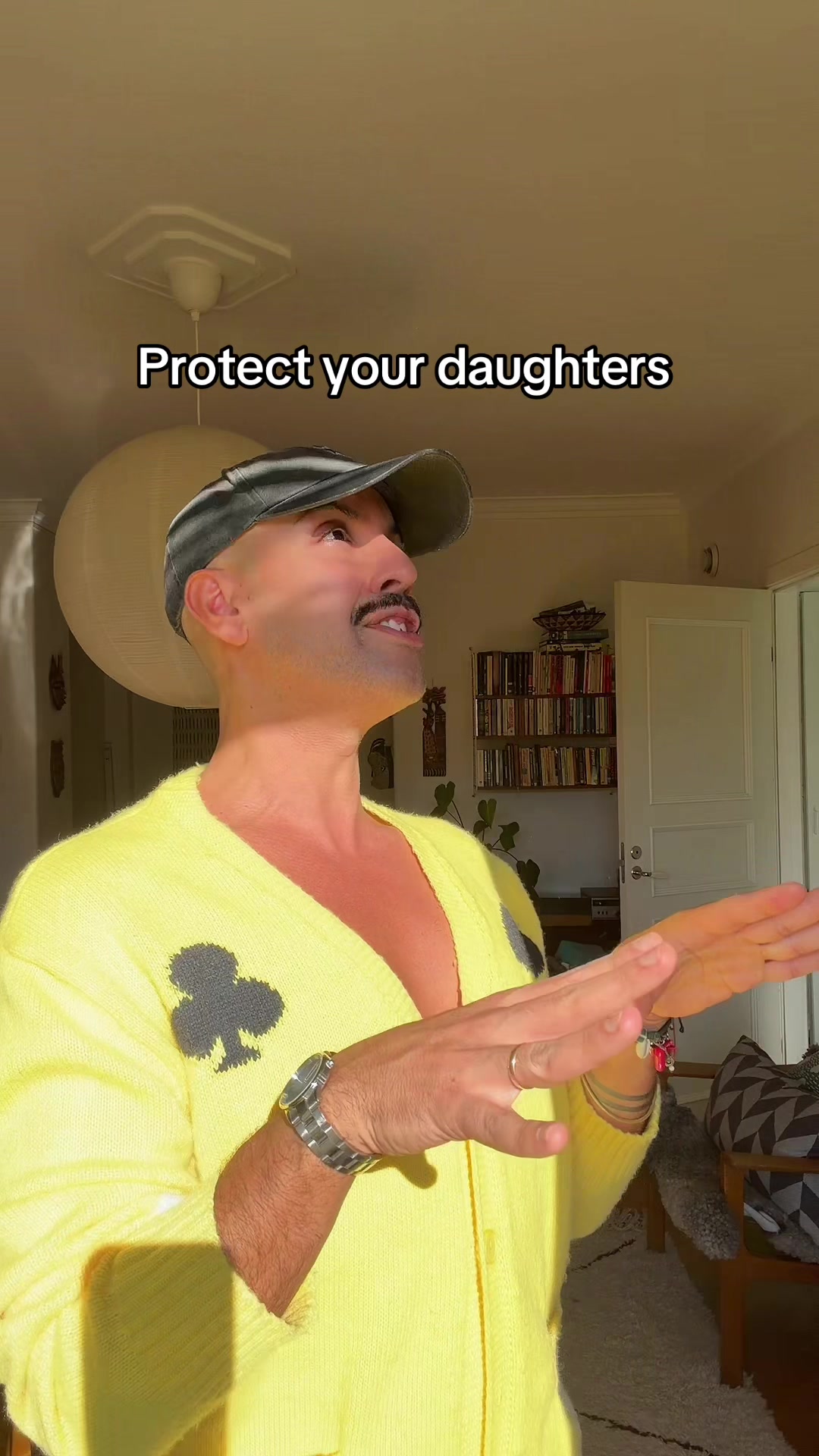 @YouYou