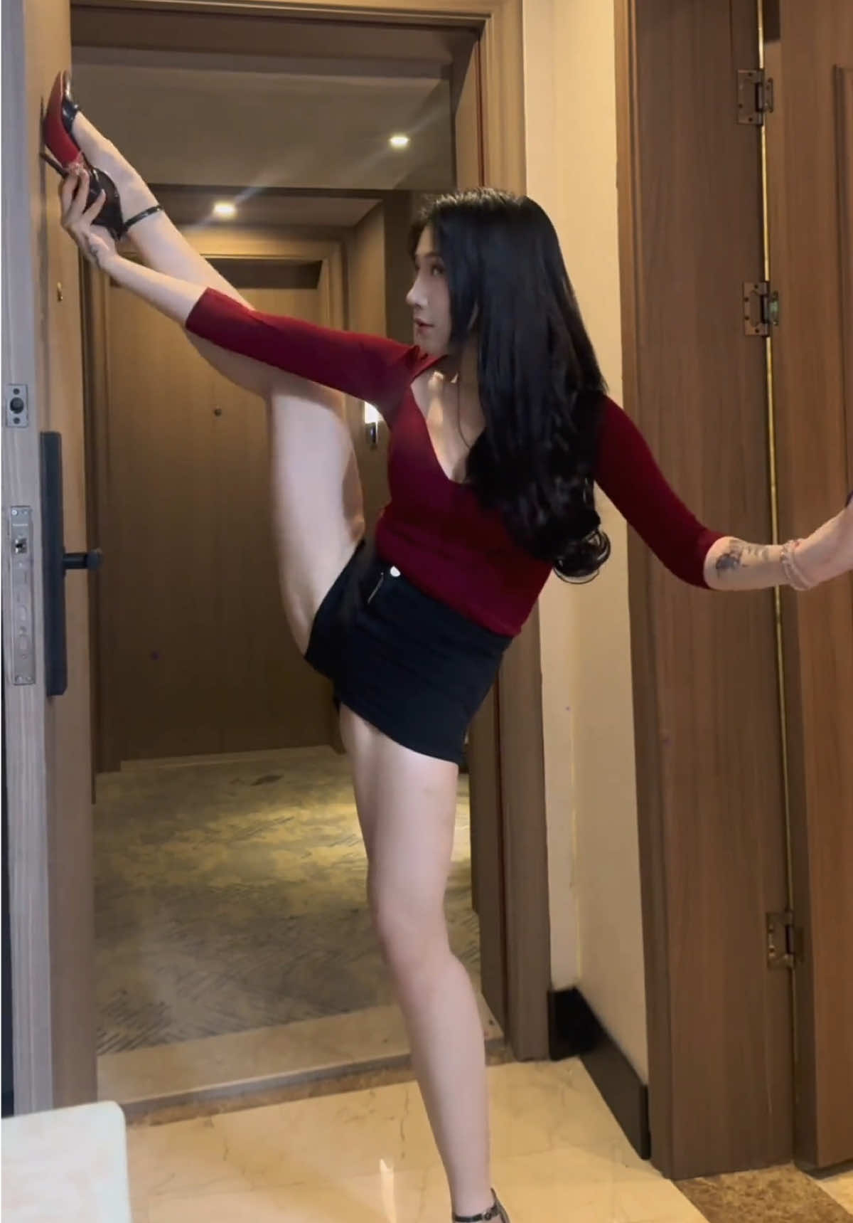 @亮少