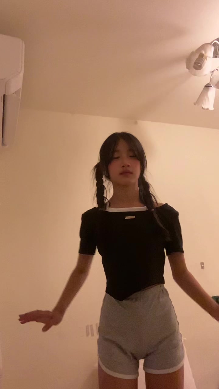 @恬.