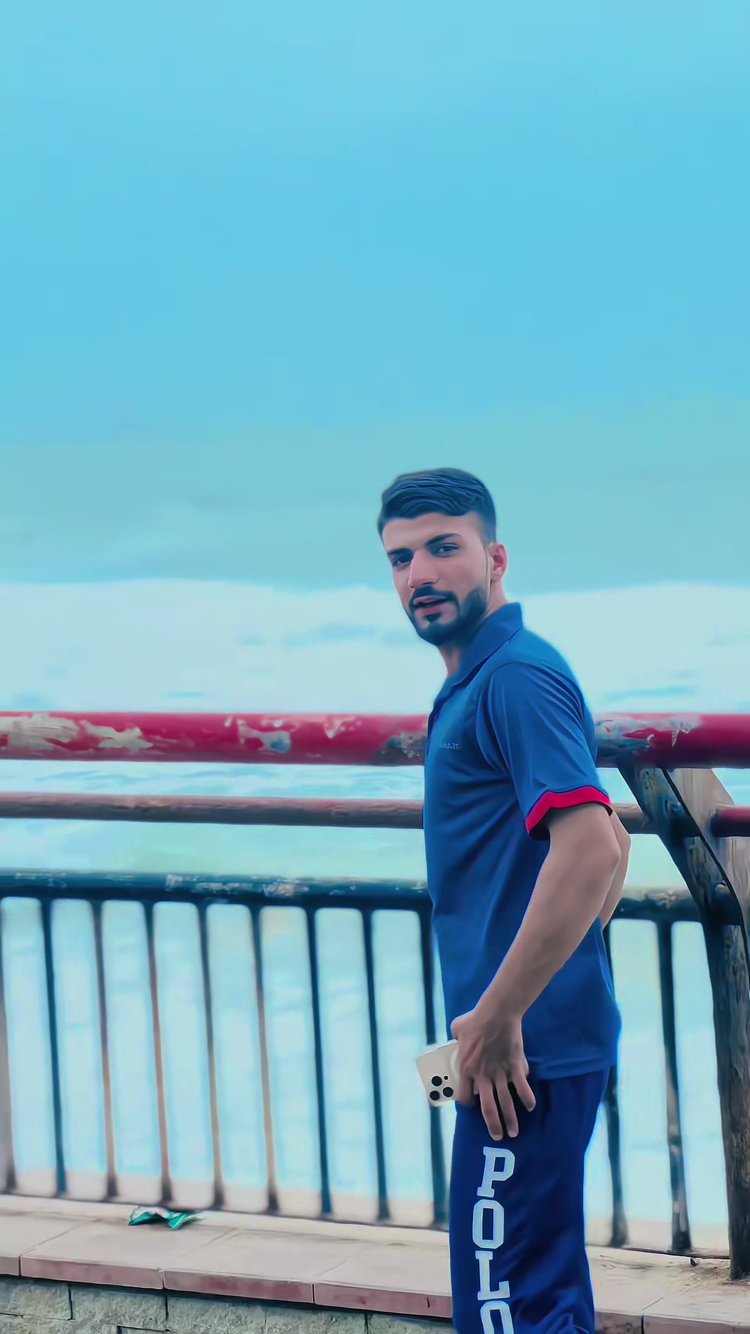@M ی E R ツ صا حب🔥