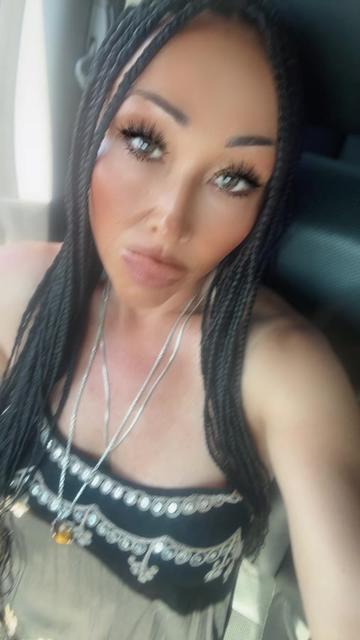@Kiki