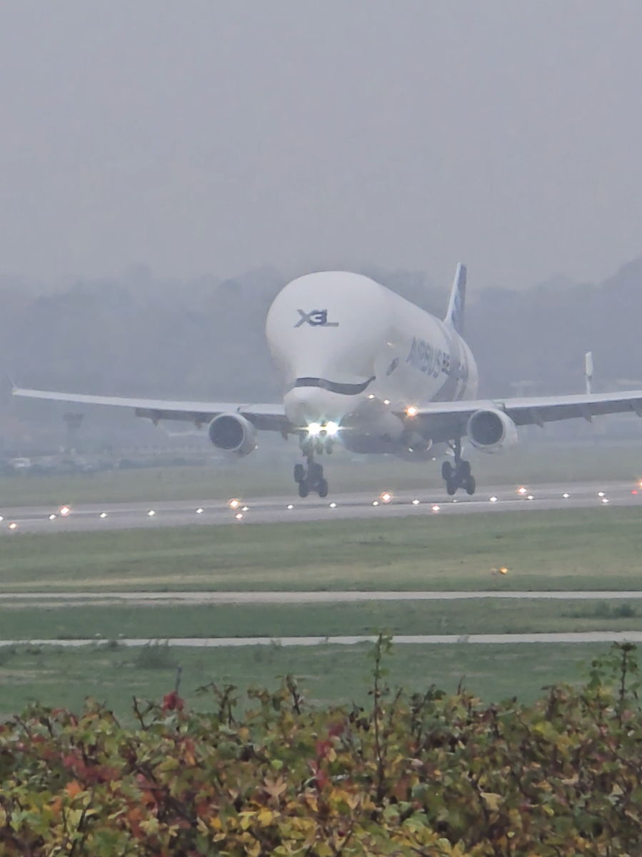 @Ruhrspotter