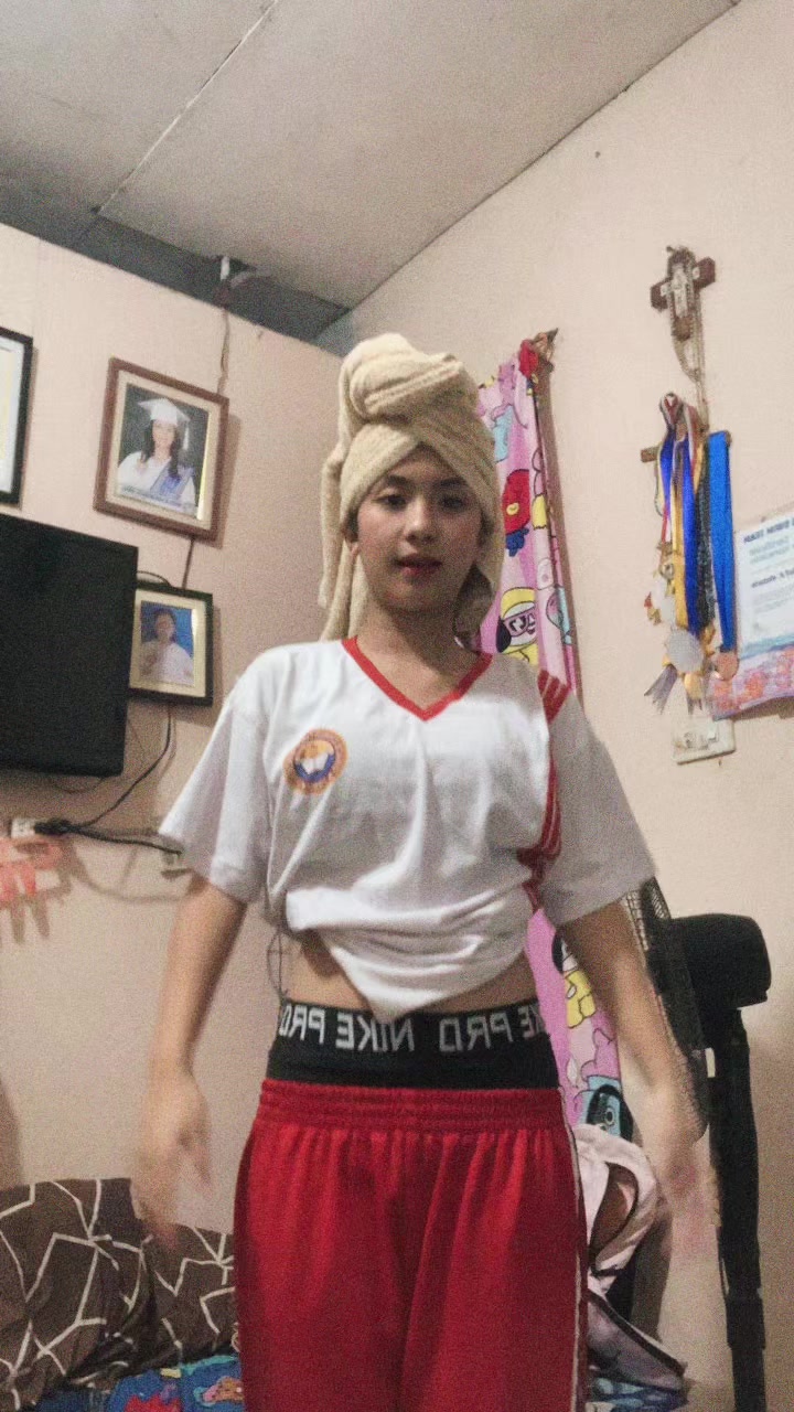 @ROSHAYNEM💕