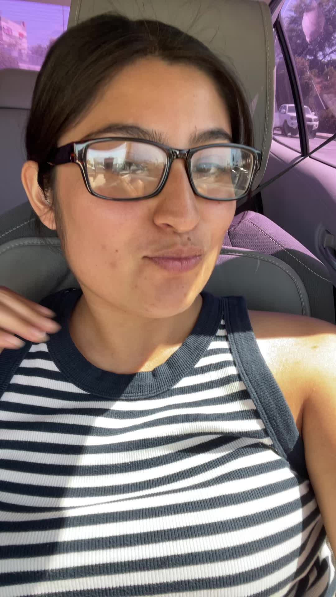 @Ashweey