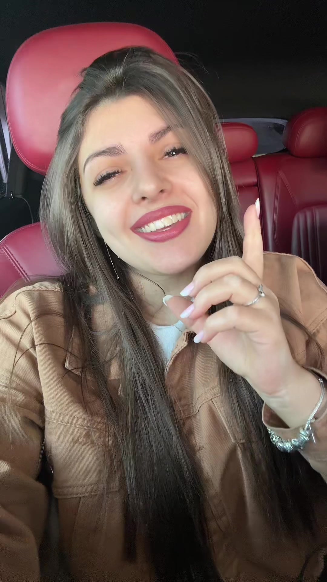 @Daniela Scarabnuta