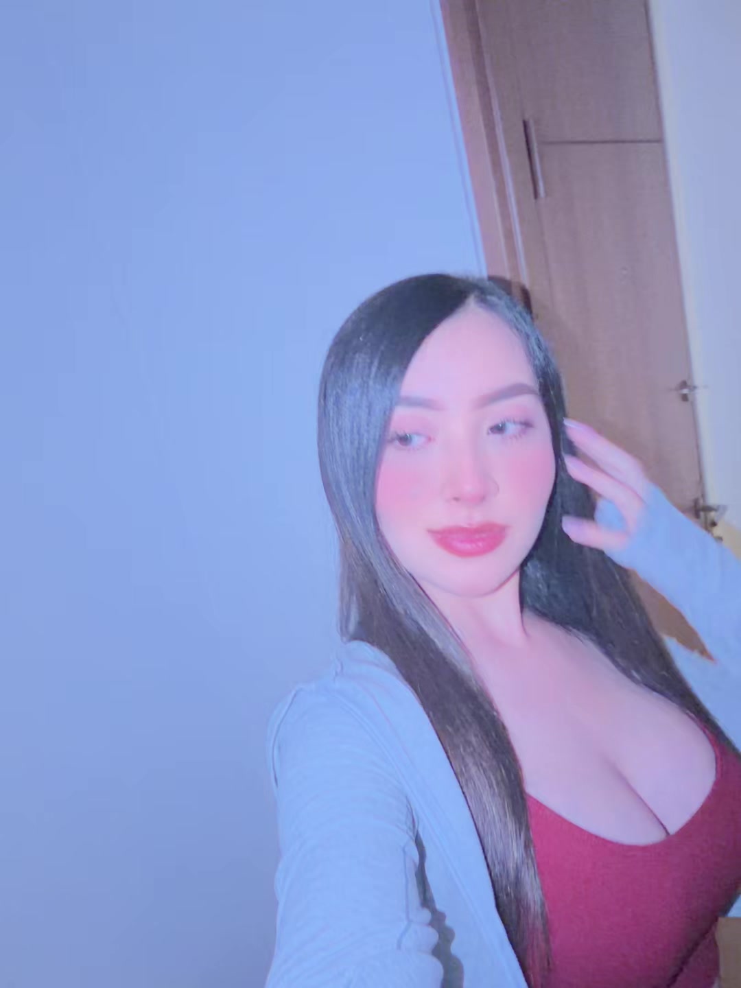 @Valentina