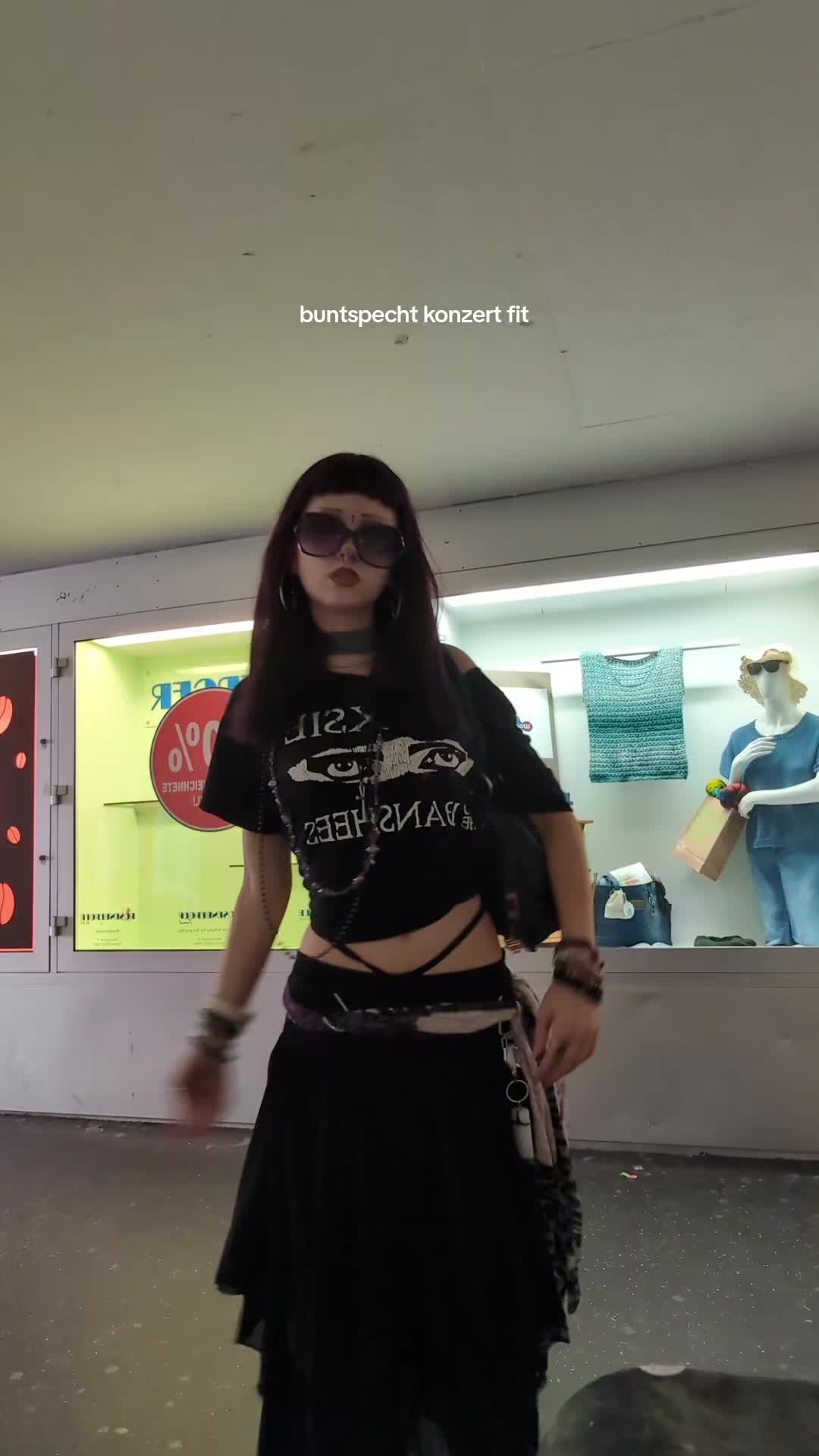 @Elli 🦇