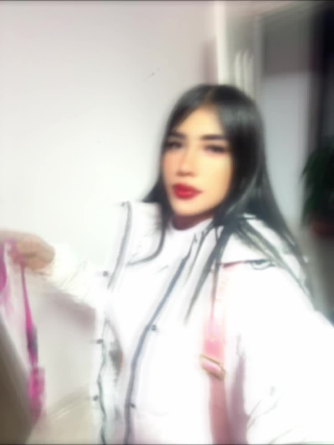 @Alexandra Mora