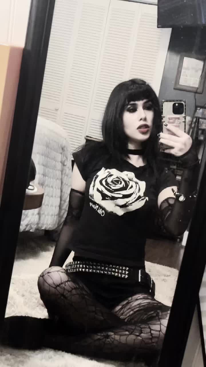 @Maria🦇