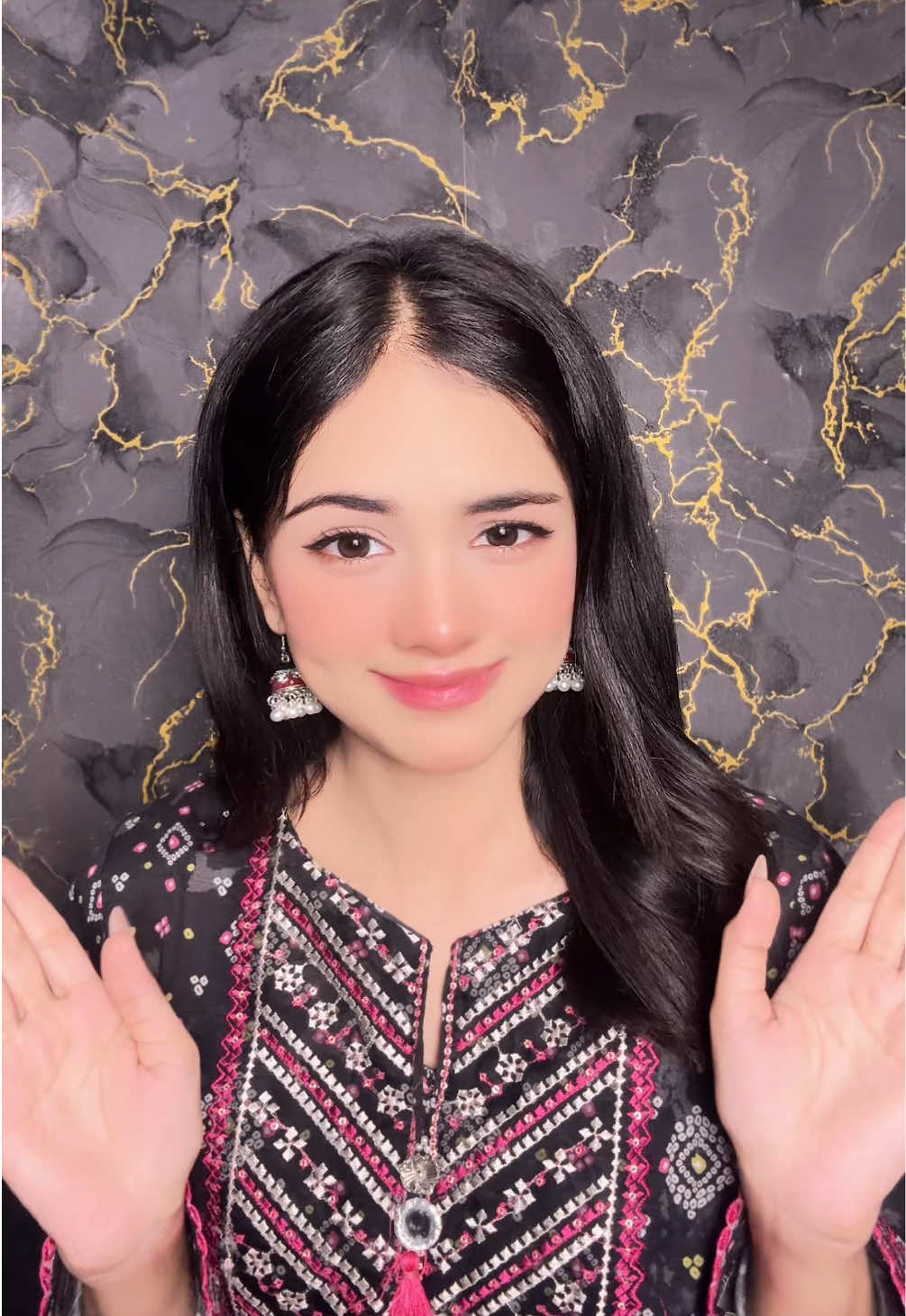 @Alisha_Shah❤️✨