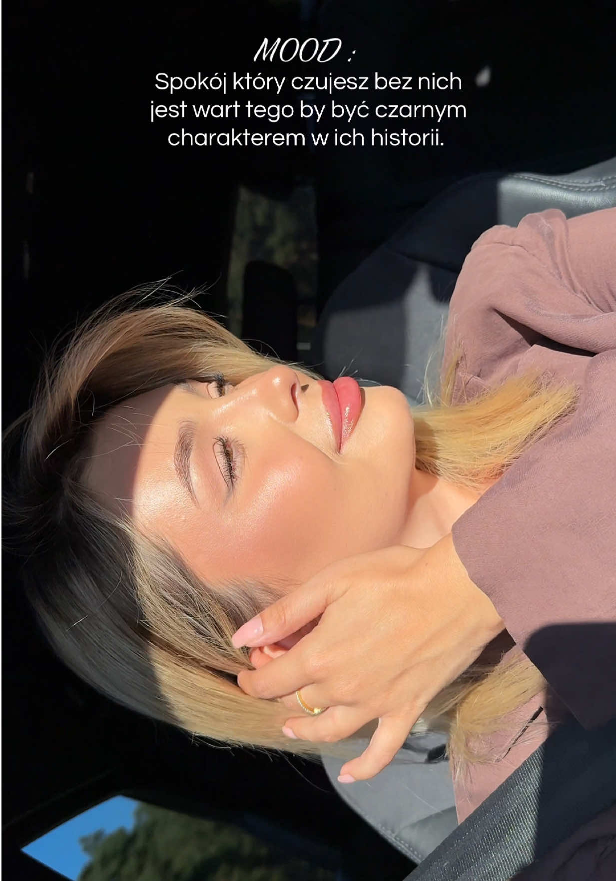 @klaudiadyis