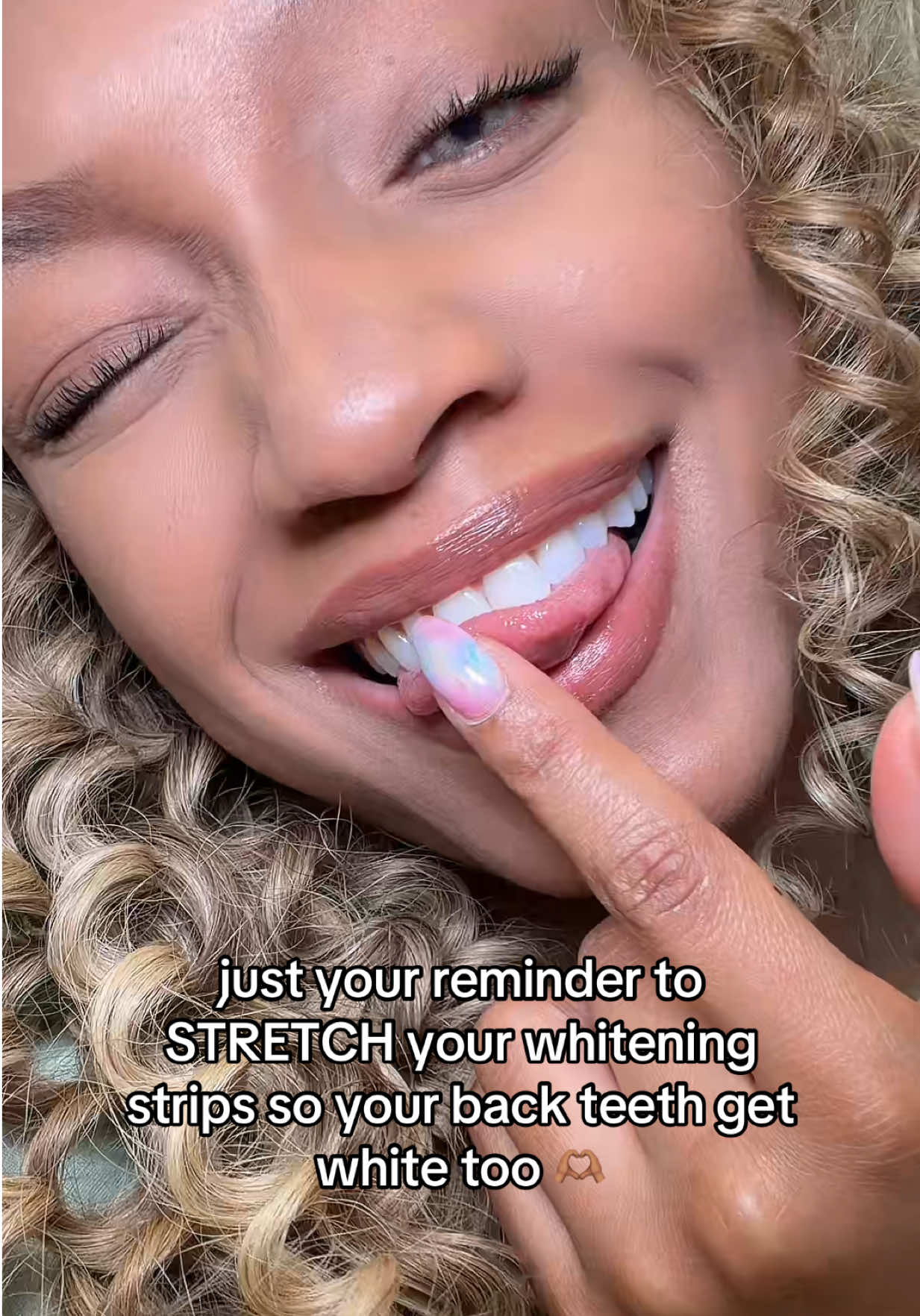 @JAZMIN BLOOM