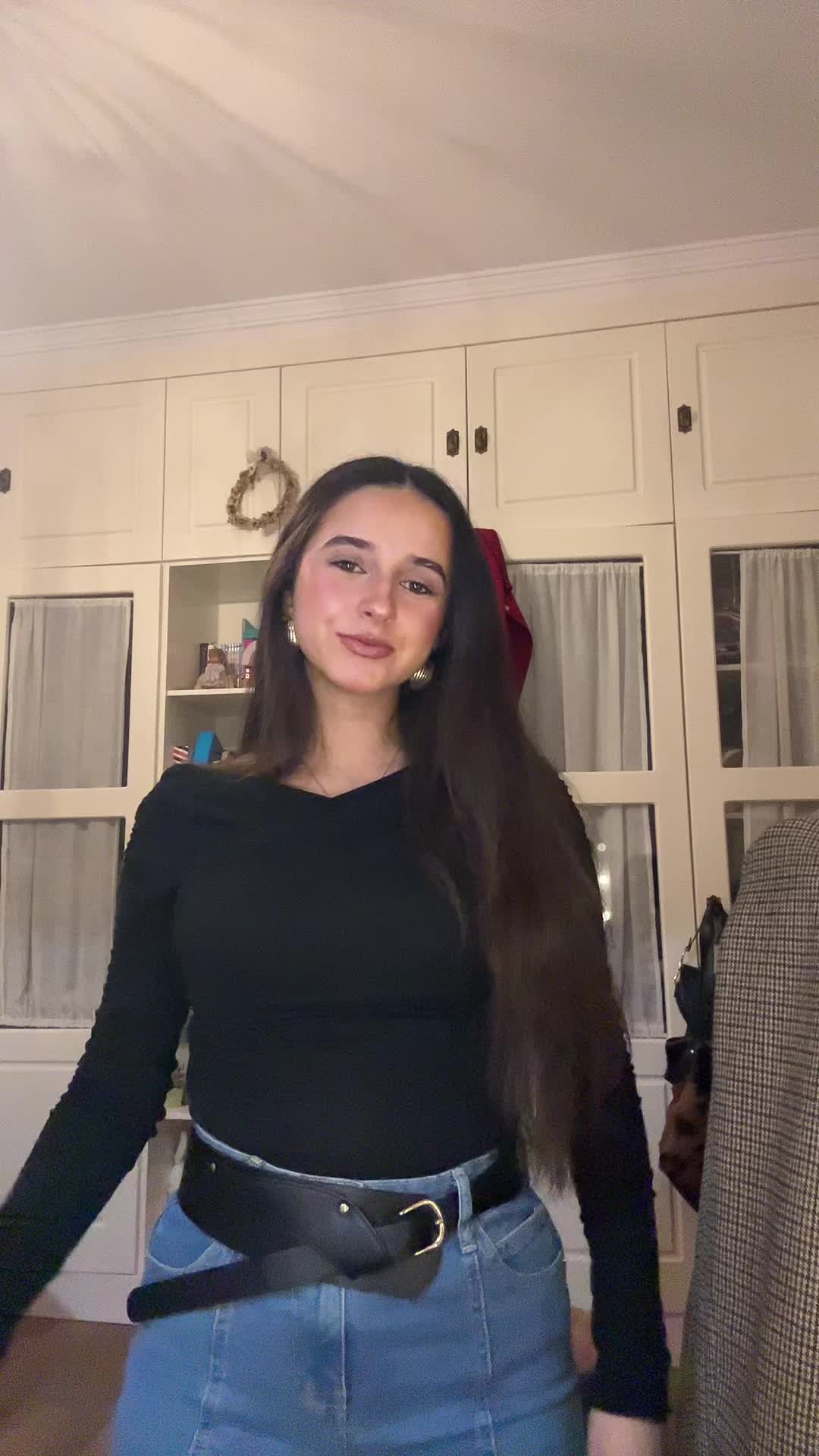 @carlotaa
