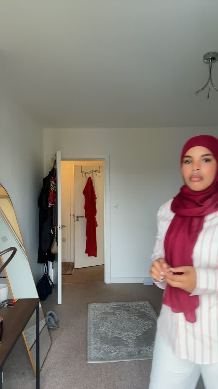 @Aisha🧸