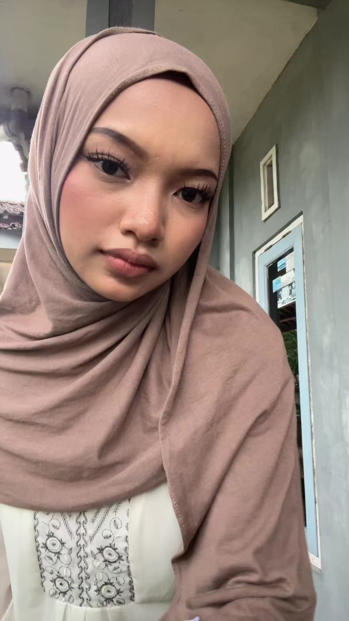 @Nadya 🌺