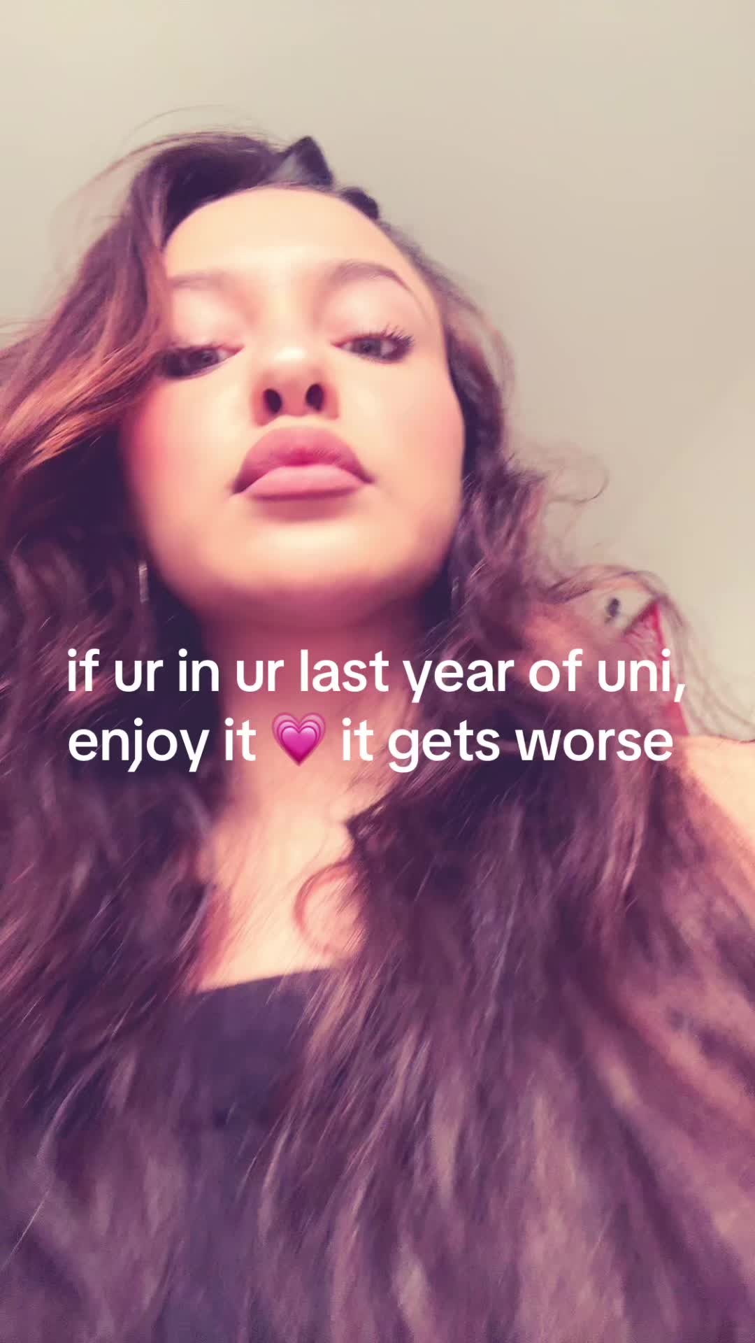 @𓆤B 𓆤