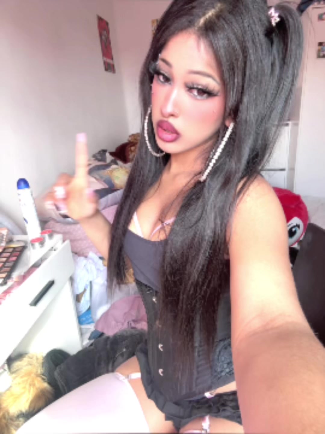 @Lak1ttyzf